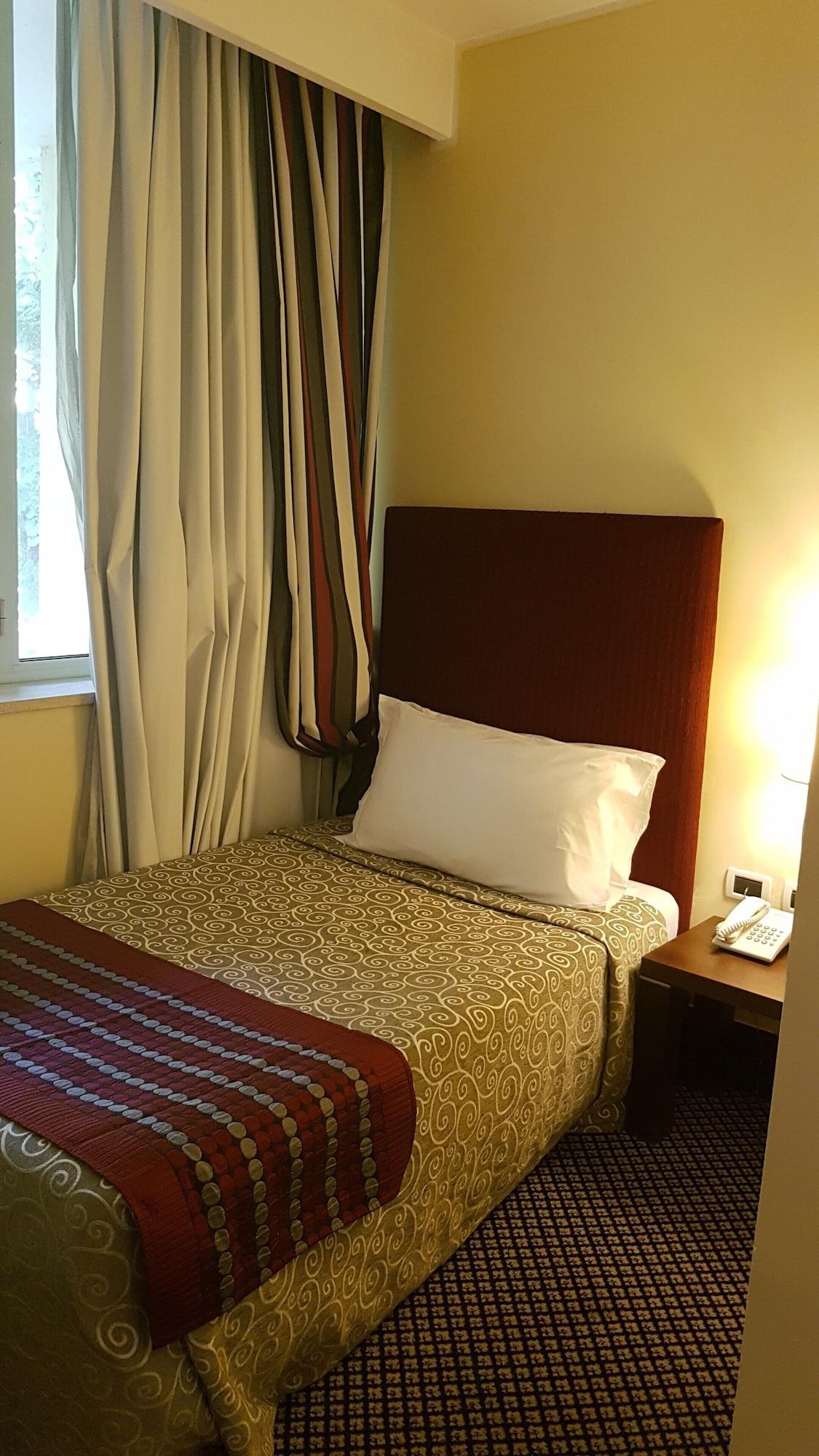 Cardinal Hotel St. Peter Рим Екстериор снимка