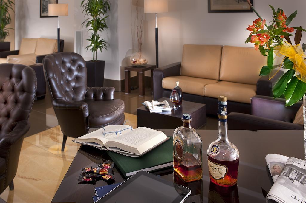 Cardinal Hotel St. Peter Рим Екстериор снимка