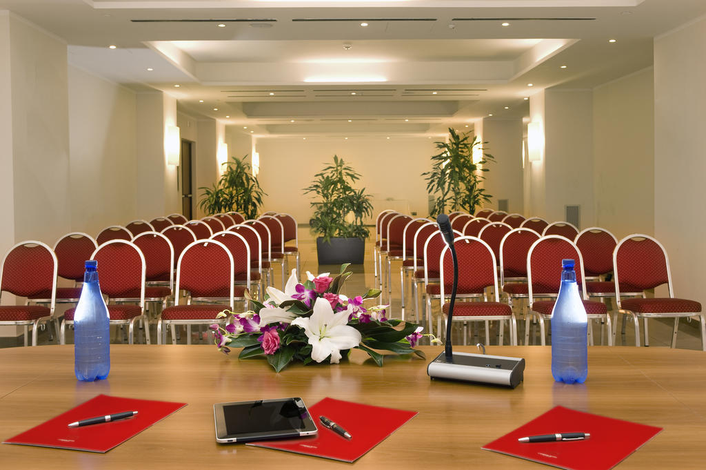 Cardinal Hotel St. Peter Рим Екстериор снимка