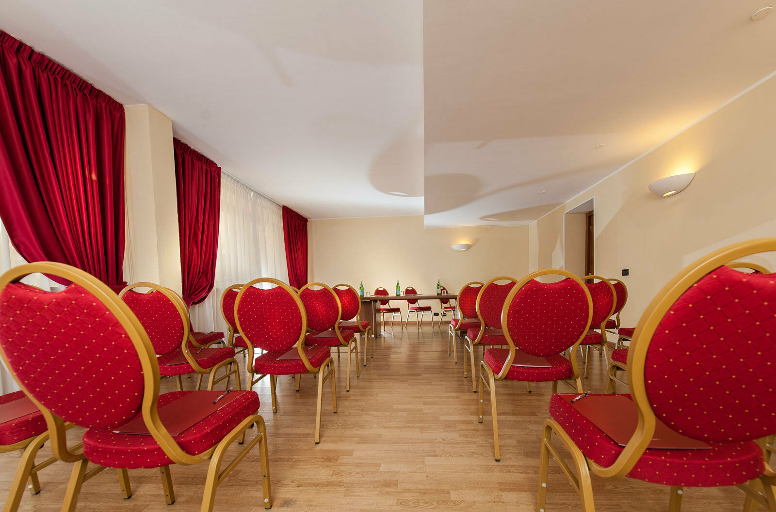 Cardinal Hotel St. Peter Рим Екстериор снимка